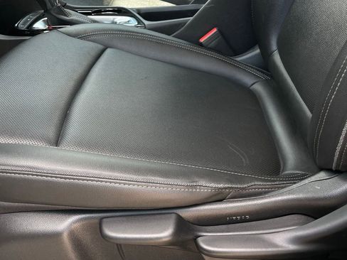 Used 2024 Buick Encore GX Sport Touring FWD image 24