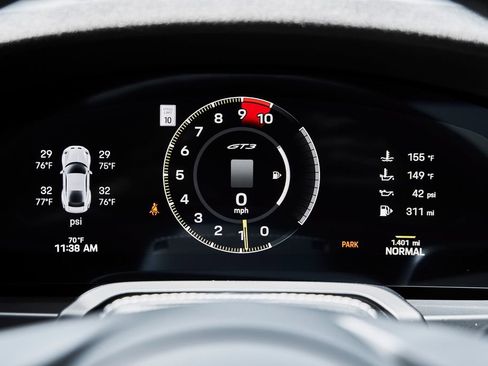 Used 2025 Porsche 911 GT3 RWD image 59