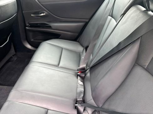 Used 2023 Lexus ES 300h F Sport FWD image 28