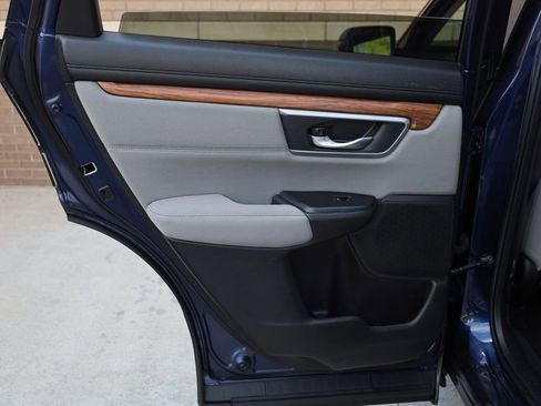 Used 2017 Honda CR-V EX image 19