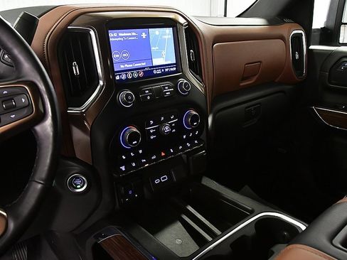 Used 2022 Chevrolet Silverado 3500 High Country w/ Safety Package II image 24