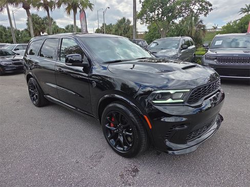 Used 2023 Dodge Durango SRT Hellcat image 2