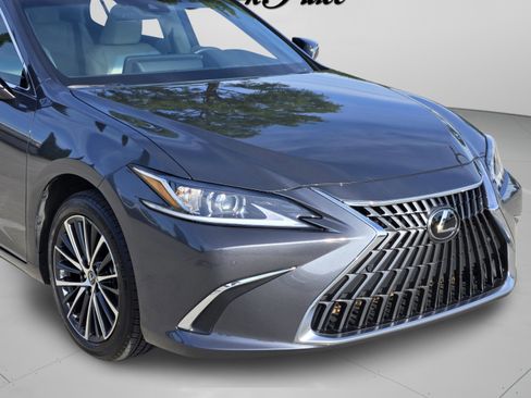 Used 2024 Lexus ES 350 w/ Premium Package FWD image 35