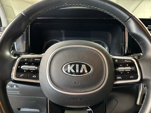 Used 2021 Kia Sorento S image 23