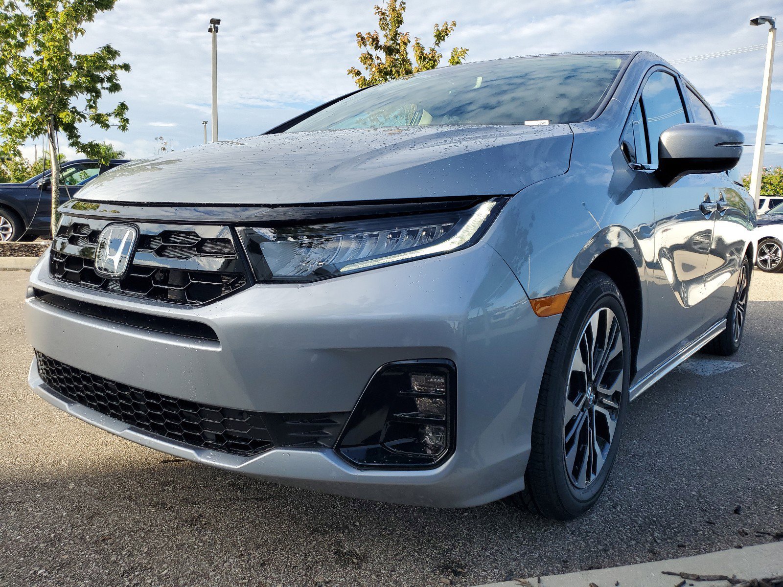 New 2026 Honda Odyssey Elite image 9