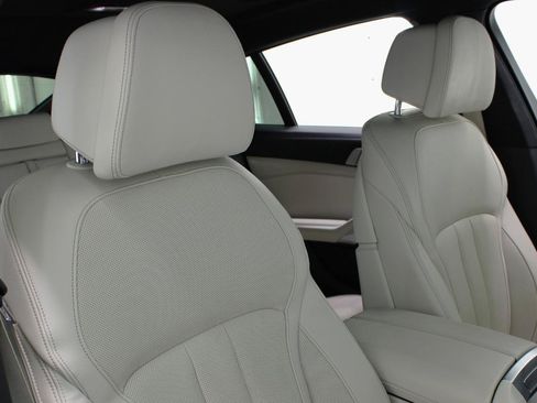 Used 2020 BMW X6 sDrive40i w/ Premium Package RWD image 42