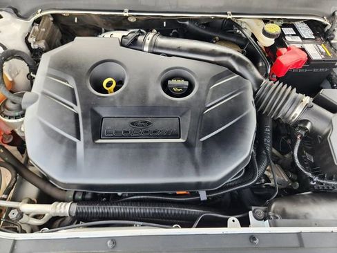 Used 2016 Ford Fusion Titanium FWD image 33
