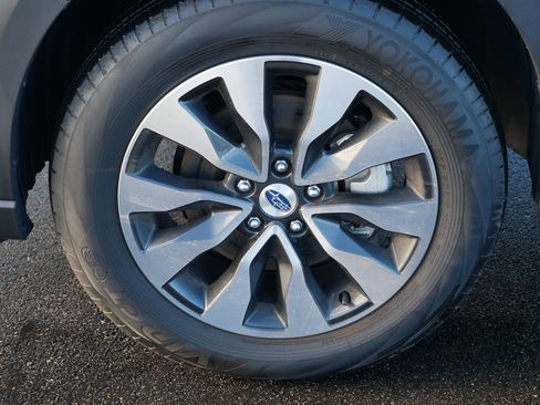 Used 2024 Subaru Outback Limited image 15