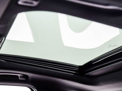 Used 2025 BMW 330i xDrive 330i xDrive image 17