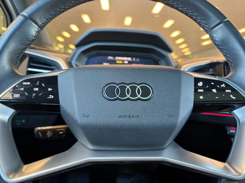 Certified 2024 Audi Q4 e-tron Premium Plus w/ Premium Plus AWD/4WD image 29