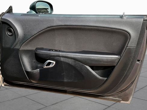 Used 2019 Dodge Challenger SXT RWD image 11