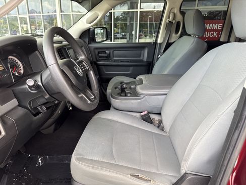Used 2018 RAM 1500 Tradesman w/ Popular Equipment Group RWD image 33