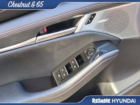 Used 2023 MAZDA MAZDA3 s FWD image 21