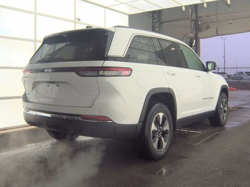 Used 2022 Jeep Grand Cherokee Limited 4xe w/ Luxury Tech Group II image 6
