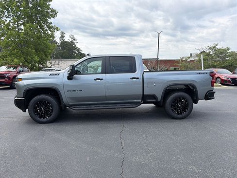 New 2026 Chevrolet Silverado 2500 Custom w/ Custom Value Package AWD/4WD image 8