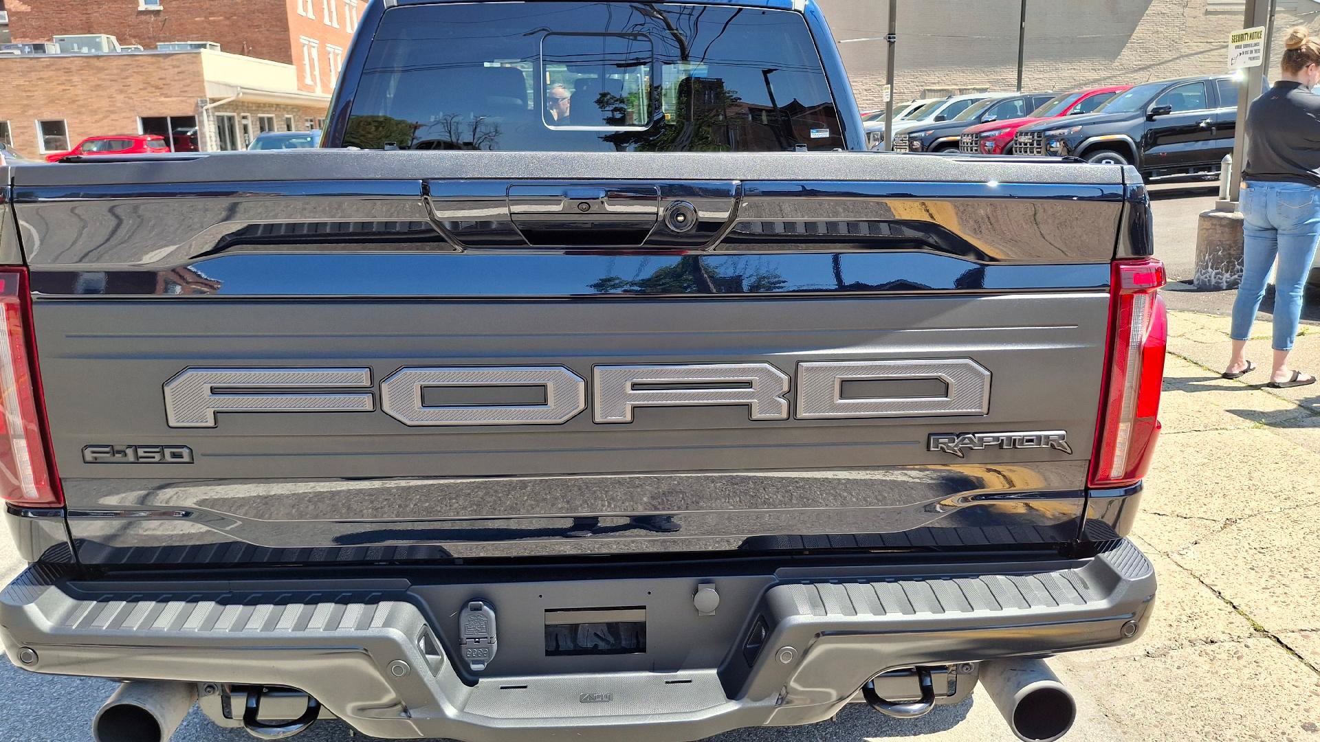 Used 2025 Ford F150 Raptor AWD/4WD image 5
