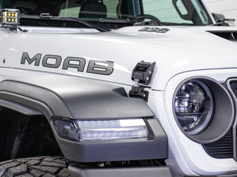 Used 2026 Jeep Wrangler Moab image 15