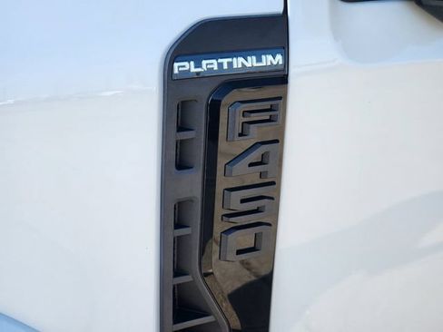 Used 2026 Ford F450 Platinum w/ FX4 Off-Road Package AWD/4WD image 12