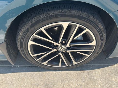 Used 2025 Toyota Camry XLE w/ Premium Plus Package FWD image 16