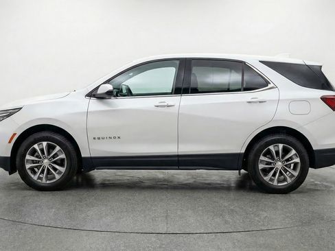 Used 2025 Chevrolet Equinox LT FWD image 5
