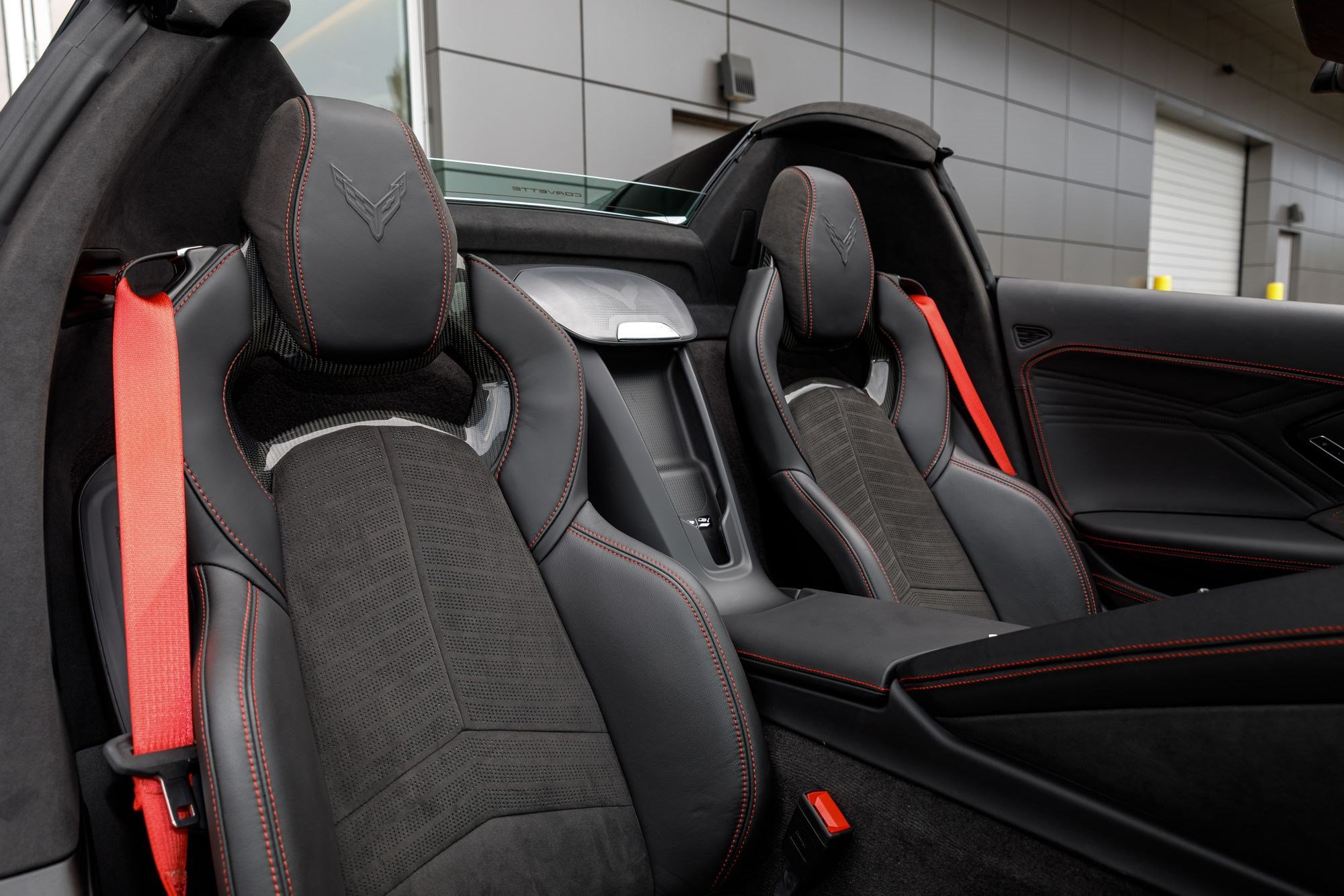 Used 2024 Chevrolet Corvette Z06 w/ Stealth Interior Trim Package RWD image 12
