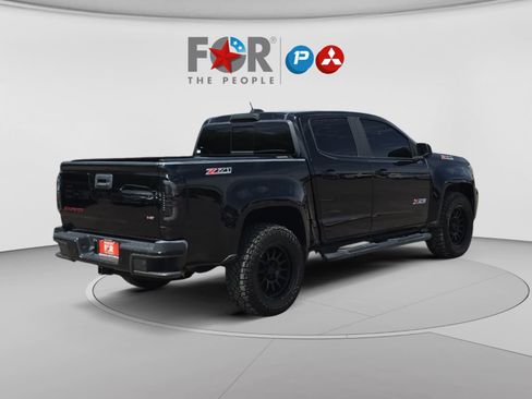 Used 2021 Chevrolet Colorado Z71 w/ Z71 Midnight Edition AWD/4WD image 5