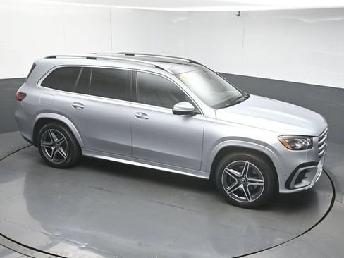 Certified 2025 Mercedes-Benz GLS 450 4MATIC w/ AMG Line Exterior image 42