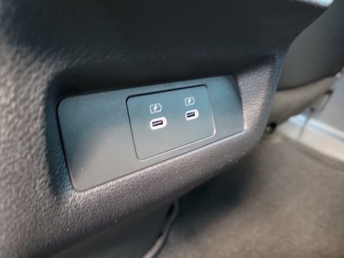 New 2025 Nissan Murano SV image 18