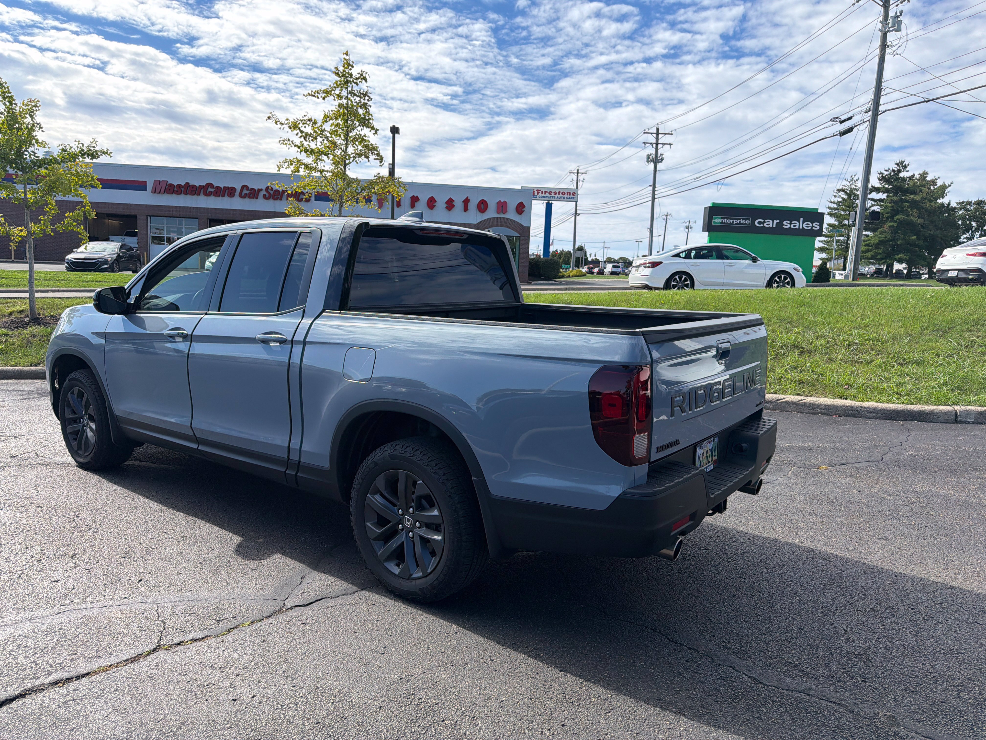 Used 2024 Honda Ridgeline Sport image 14