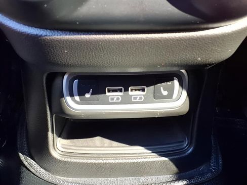 Used 2022 Alfa Romeo Stelvio Veloce image 11