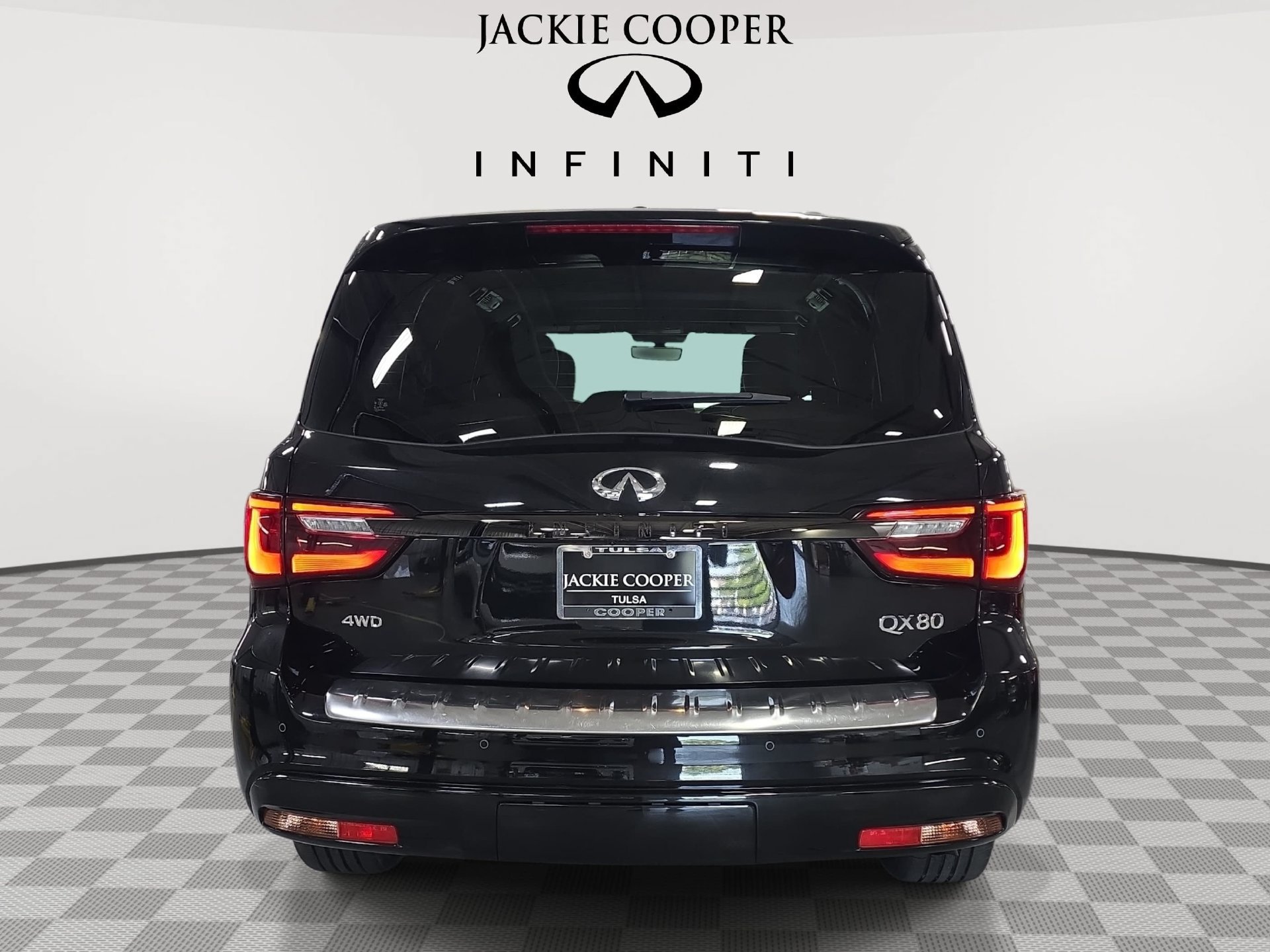 Certified 2024 INFINITI QX80 Sensory AWD/4WD image 6