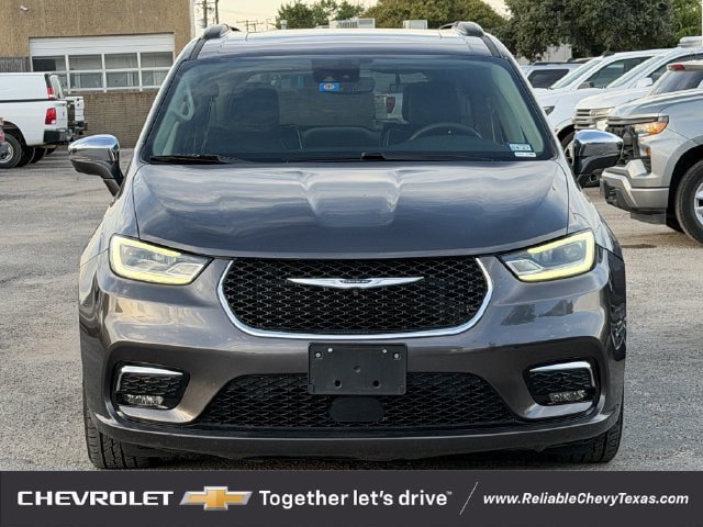 Used 2022 Chrysler Pacifica Limited FWD image 5