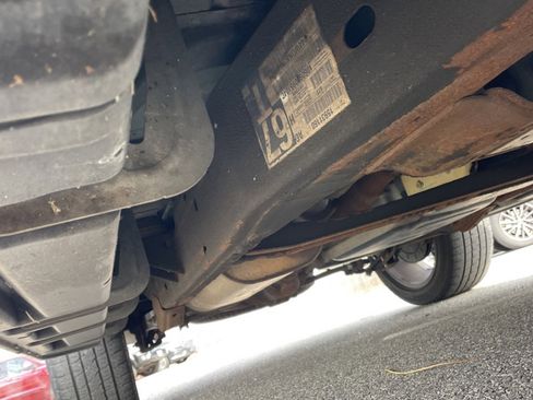 Used 2009 Cadillac Escalade AWD image 23