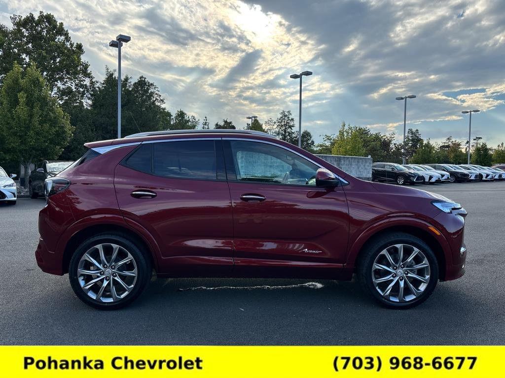 Certified 2024 Buick Encore GX Avenir AWD/4WD image 8