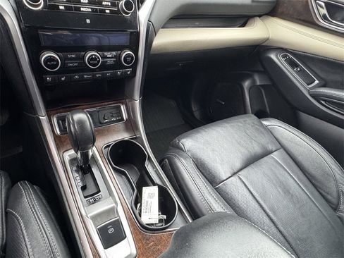 Used 2021 Subaru Ascent Touring w/ Popular Package #2 image 13