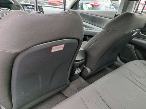 New 2026 Hyundai Elantra Hybrid FWD image 35