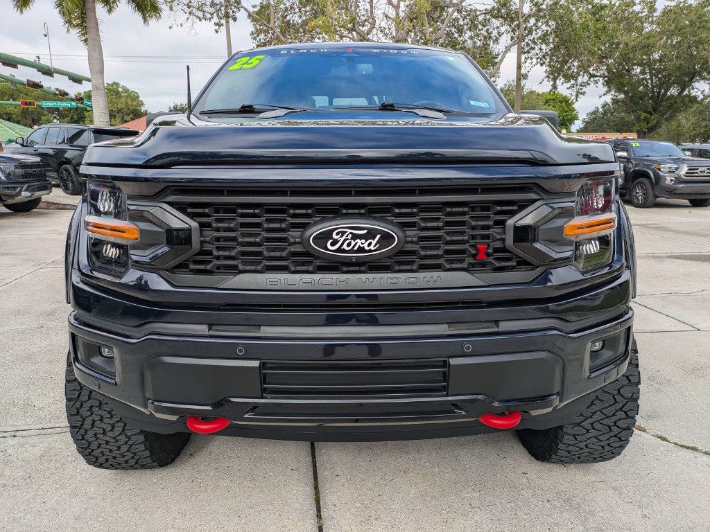 Used 2025 Ford F150 XLT w/ Equipment Group 303A High AWD/4WD image 8