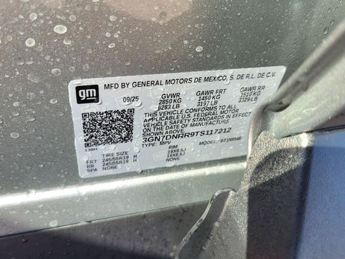 New 2026 Chevrolet Equinox EV LT AWD/4WD image 21