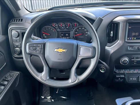 Used 2024 Chevrolet Silverado 1500 Custom w/ Turbomax Blackout Package image 5