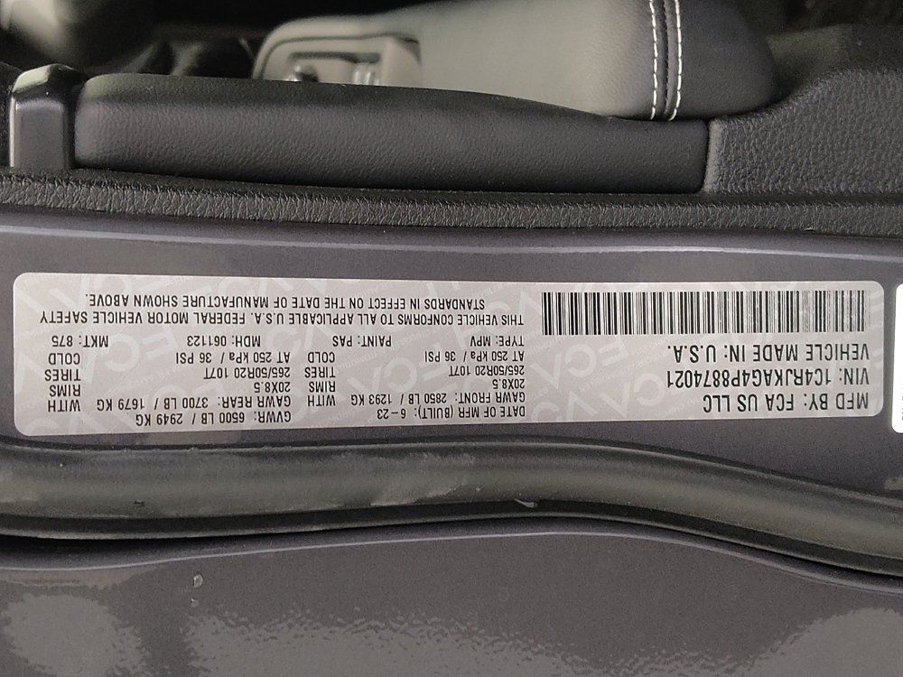 Used 2023 Jeep Grand Cherokee L Laredo AWD/4WD image 33