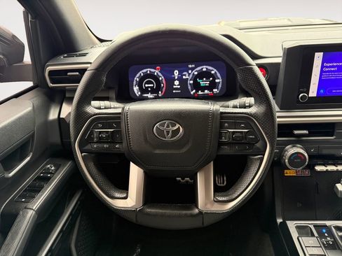 Certified 2025 Toyota 4Runner TRD Sport image 12