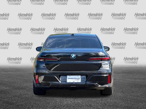 Certified 2024 BMW i7 xDrive60 w/ Premium Package AWD/4WD image 6