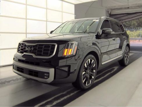 Used 2024 Kia Telluride SX FWD image 2