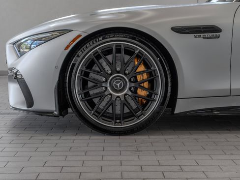 New 2026 Mercedes-Benz SL 63 AMG S e Performance 4MATIC image 5