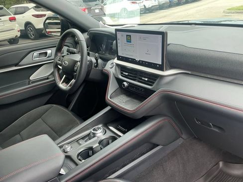 Certified 2025 Ford Explorer ST RWD image 28