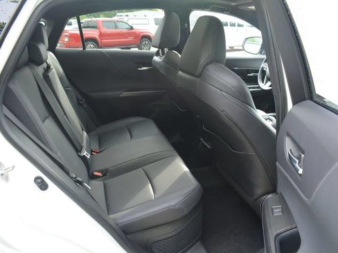 Used 2023 Toyota Venza Nightshade AWD/4WD image 23