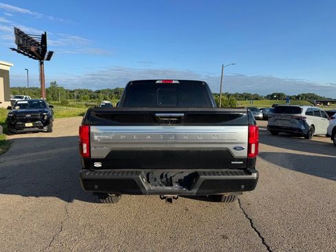Used 2018 Ford F150 Platinum w/ Equipment Group 701A Luxury AWD/4WD image 15