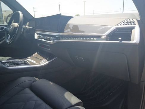 Used 2025 BMW X5 xDrive40i w/ Parking Assistance Package AWD/4WD image 21
