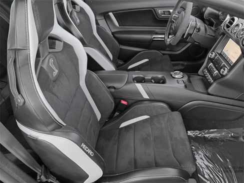 Used 2020 Ford Mustang Shelby GT500 w/ Technology Package image 26