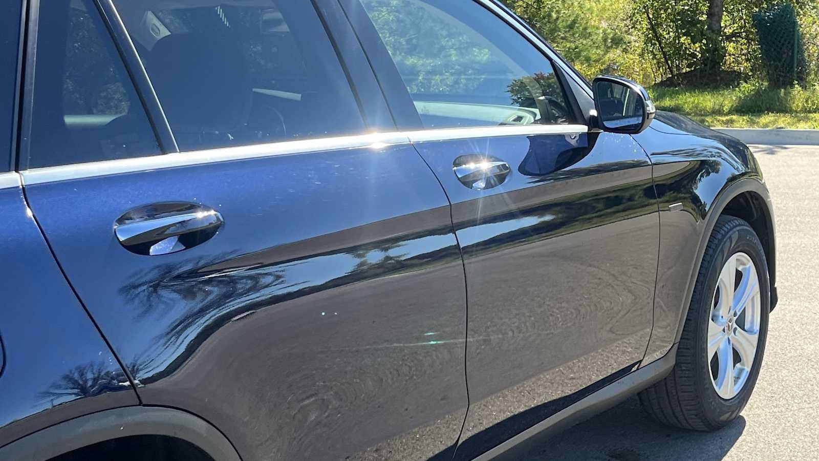 Used 2018 Mercedes-Benz GLC 350e 4MATIC image 21